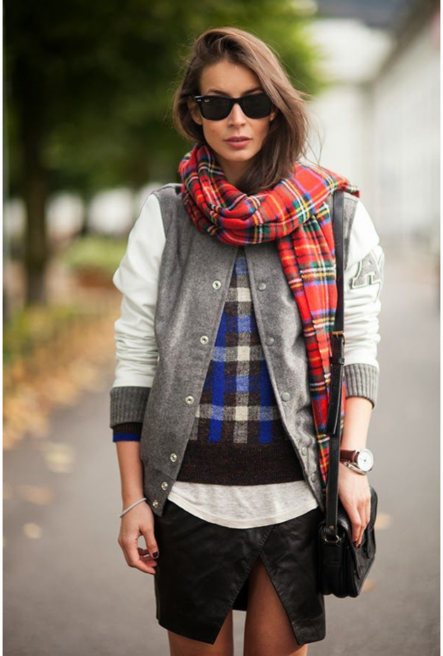 شال الكاروهات كان ومازال الأكثر واجاً