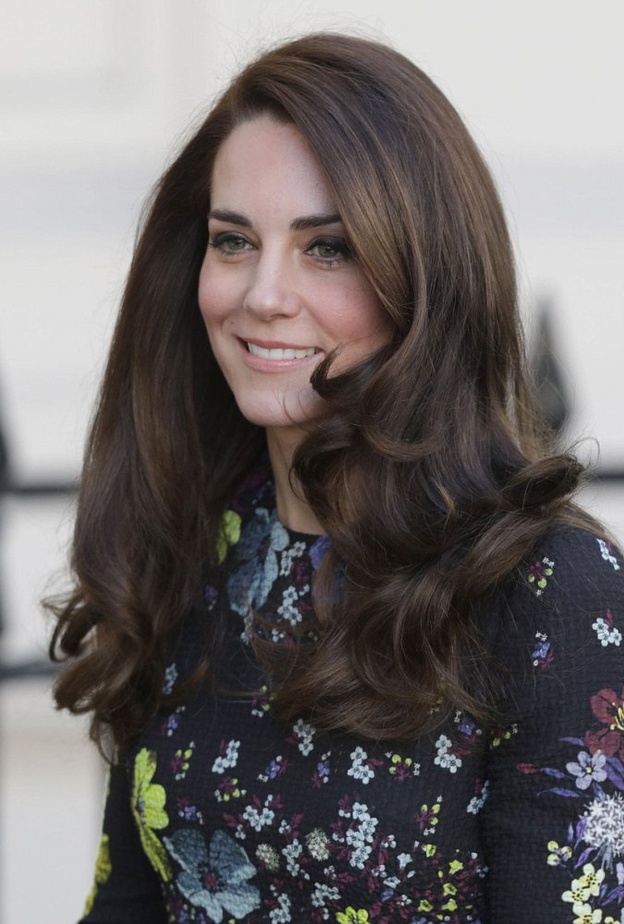 دوقة كامبريدج تبرعت بخصلة من شعرها لمؤسسة خيرية