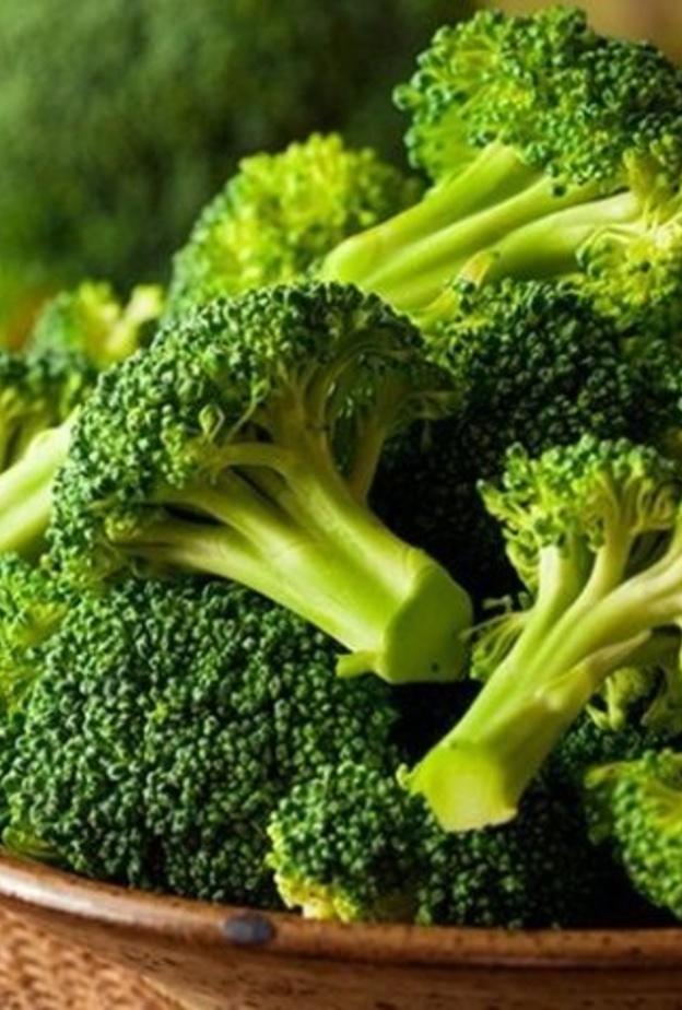 البروكلي ينقي الكبد من السموم