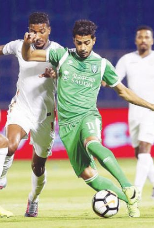 قمة منتظرة بين الأهلي و الشباب في الدوري السعودي