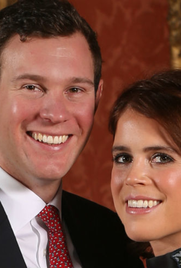 سارة فيرغسون توجه رسالة مؤثرة لابنتها الأميرة يوجين بعد خطبتها