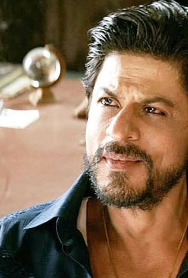 شاروخان يسخر من مظهره في فيلم Raees 