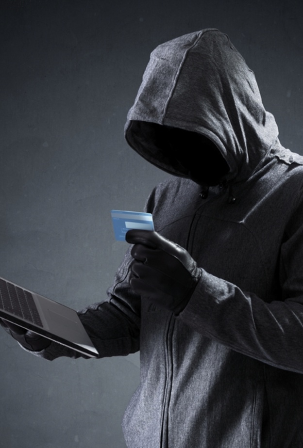 هاكرز يسرقون عملات رقمية بقيمة 400 مليون دولار