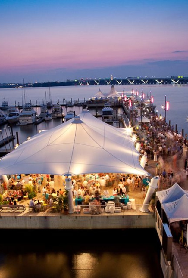 من ميناء بالتيمور