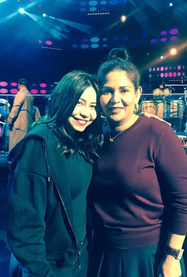 شيرين ونوال الكويتية