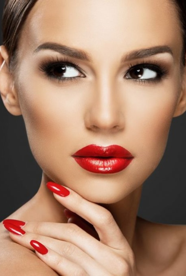 اختاري شكل المناكير المفضل لديك