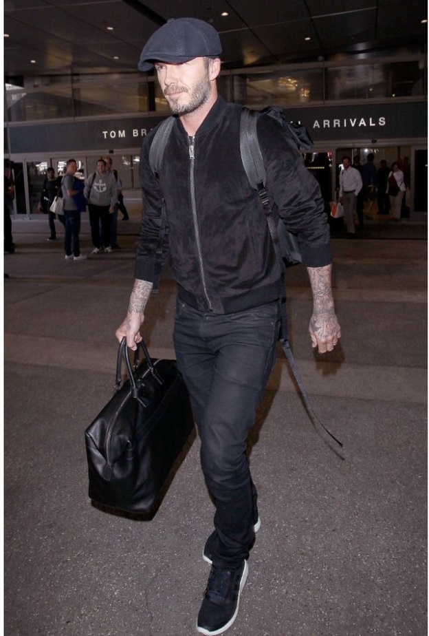 أبرز اطلالات ديفيد بيكهام الكاجوال بأسلوبه الشبابي الخاص والأنيق