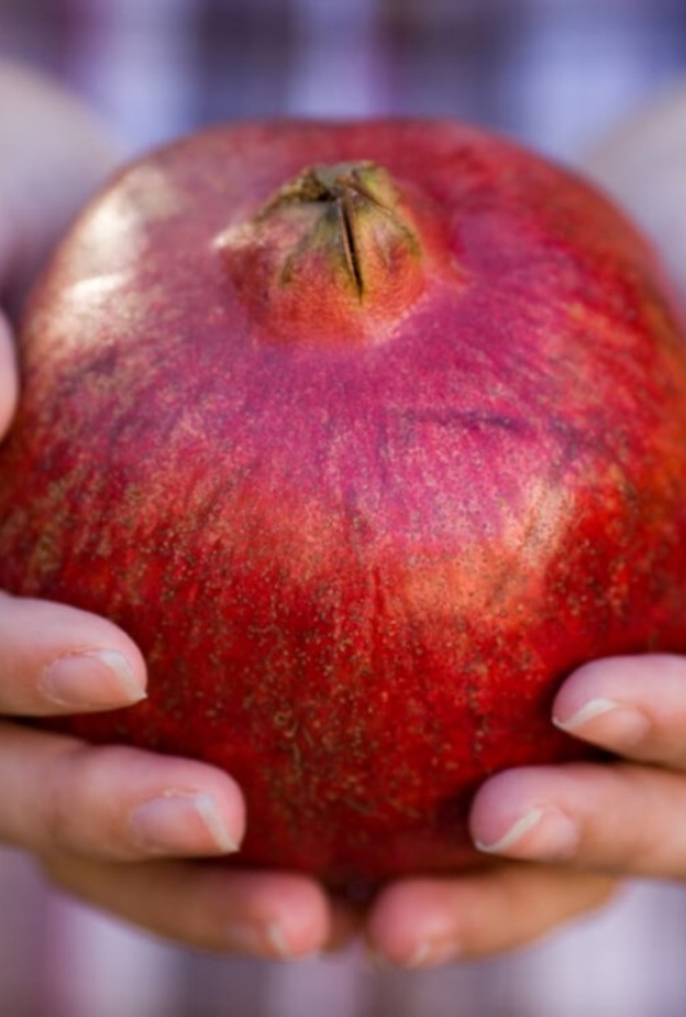 يحمل الرمان لقب سوبر الفواكه لتميزه بفوائد غير متوفرة في غيره