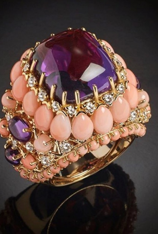 اسوارة من غيامبيرو بودينو Giampiero Bodino