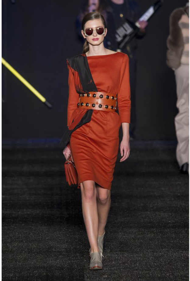 فستان راقي وانيق من badgley mischka