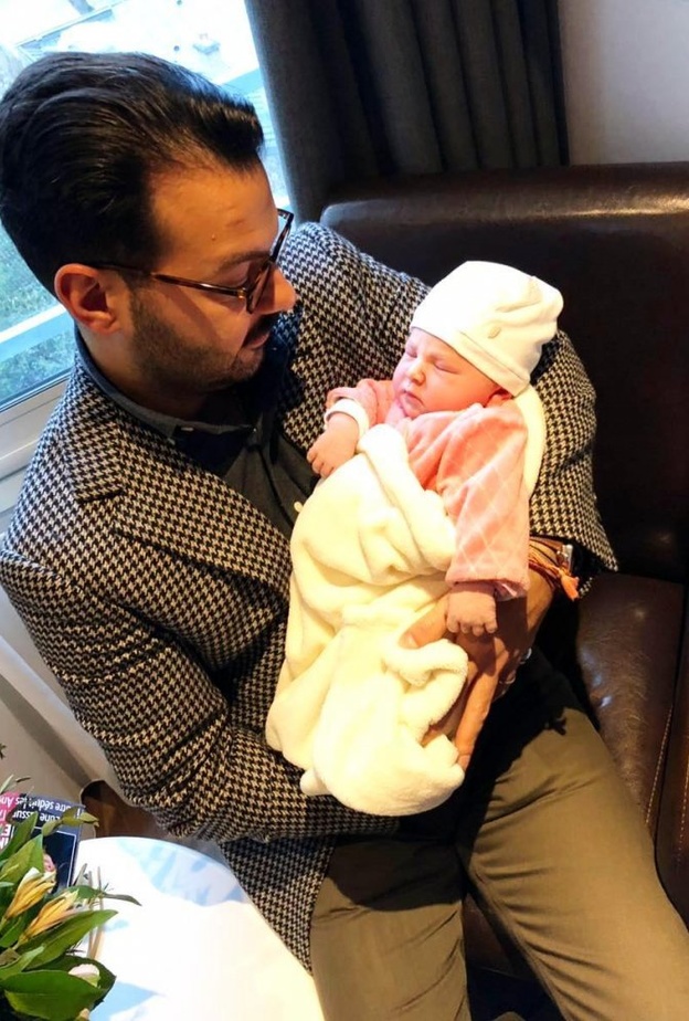 نجل عم العاهل المغربي وطفلته