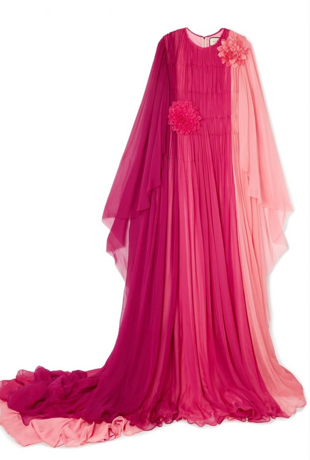 فستان من اوسكار دي لارنتا Oscar de la Renta من الحرير