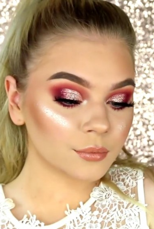 مكياج الجليتر يوم الزفاف يعطي العينين إشراقاً و لمعاناً 