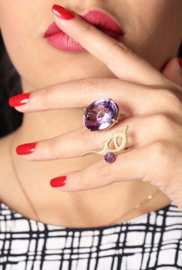 قلادة من تصميم هاجر