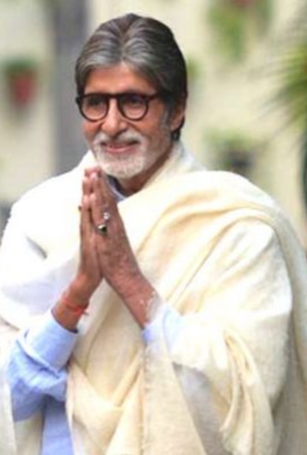 أميتاب باتشان يعاني من آلام في الرقبة و العمود الفقري