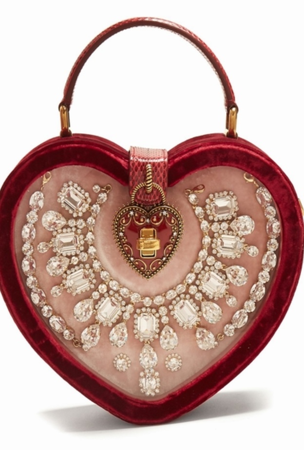 Gucci صندل باللون الأحمر من