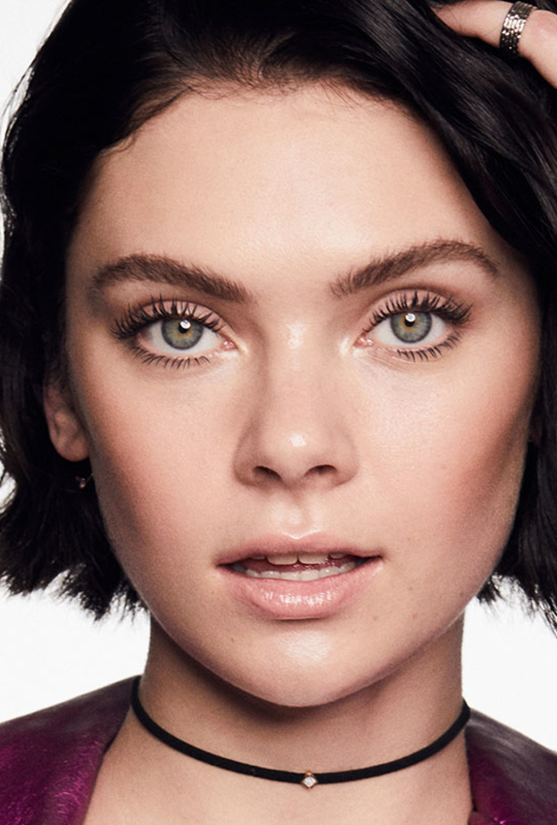 ماسكارا BADgal bang .. تمتعي برموش خيالية مع Benefit