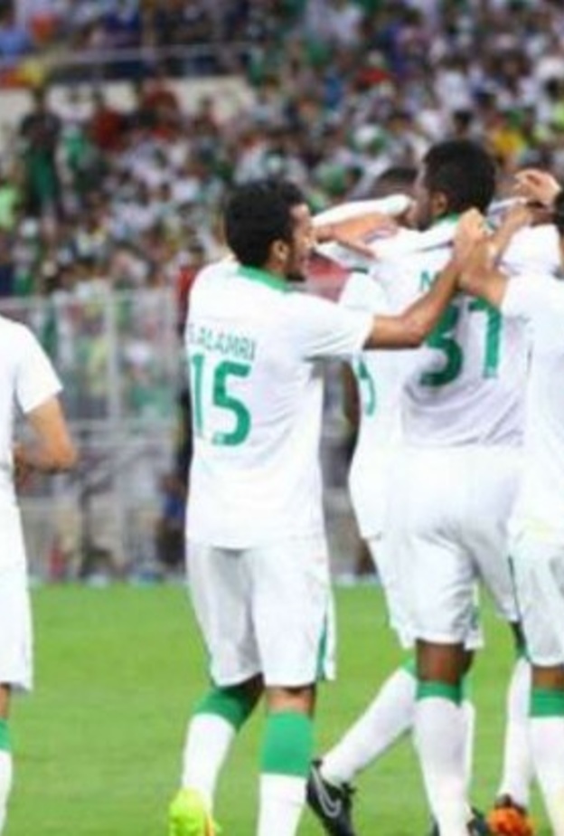 الأهلي السعودي يهزم تراكتور الإيراني في دوري أبطال آسيا.