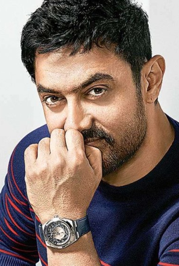 هكذا احتفل عامر خان في عيد الحب