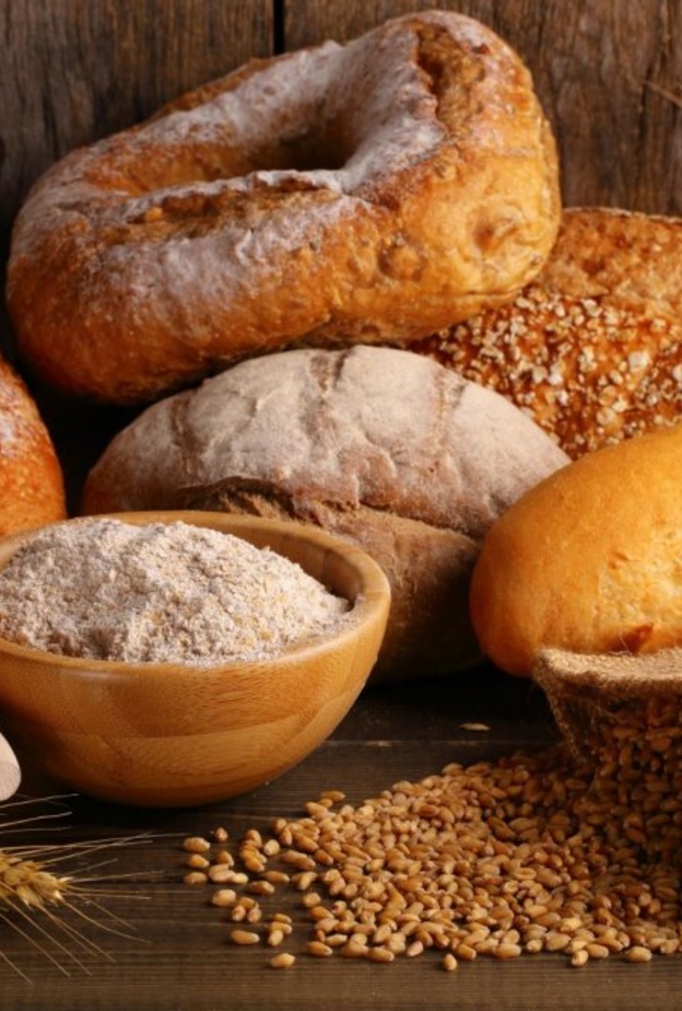 عدد السعرات الحرارية في الخبز تختلف باختلاف مكوناته وأشكاله وأنواعه.