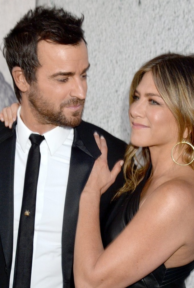 جينيفر أنيستون وجاستن ثيرو