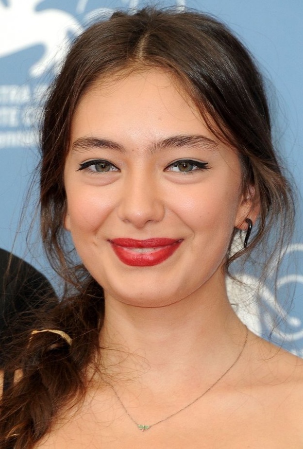 ناصليهان أتاجول