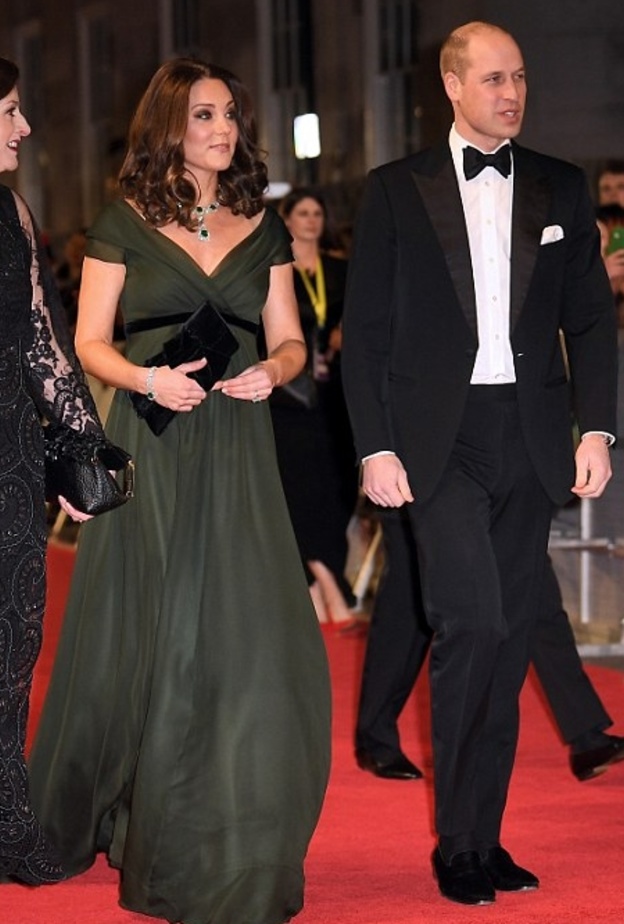 التقاليد الملكية منعت كيت ميدلتون من ارتداء اللون الأسود