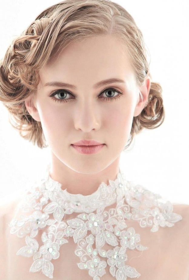 مكياج العروس مع الماسكارا المضادة للماء