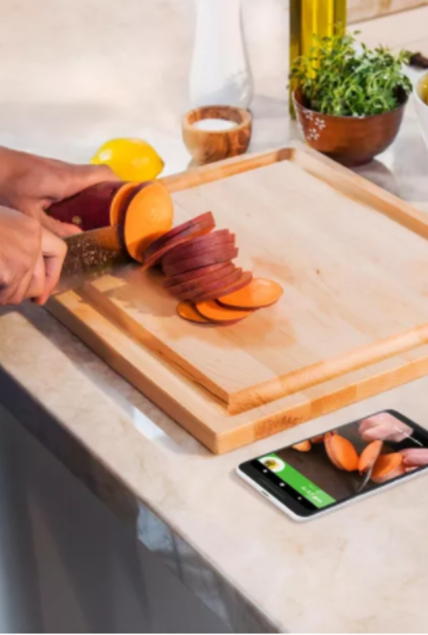 يتضمن التطبيق اقتراحات يومية لأكلات شهيرة و مفضلة