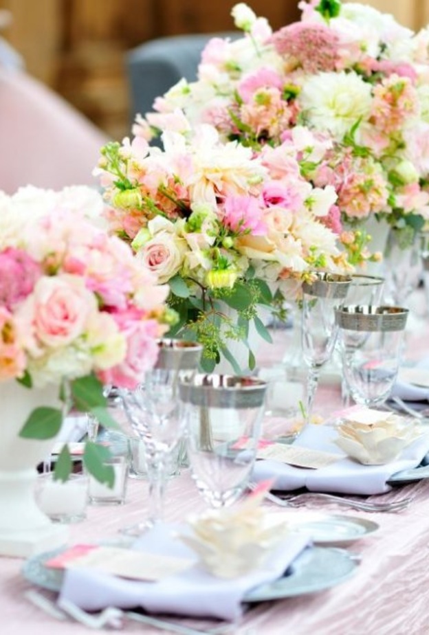 اعتمدي على ألوان الباستيل في زينة ديكور الزفاف