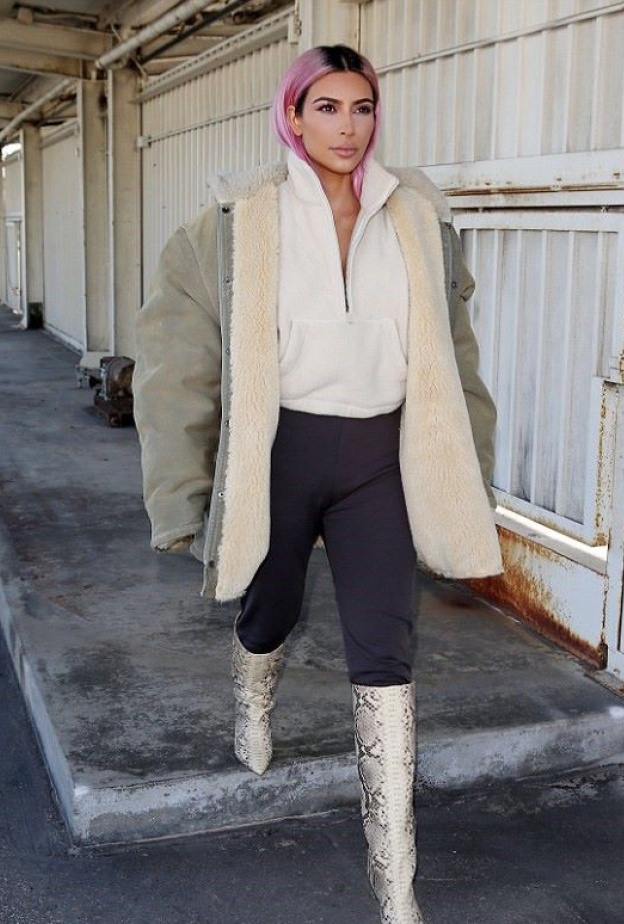 اللون الوردي اختيار كيم كاردشيان للون شعرها الجديد !