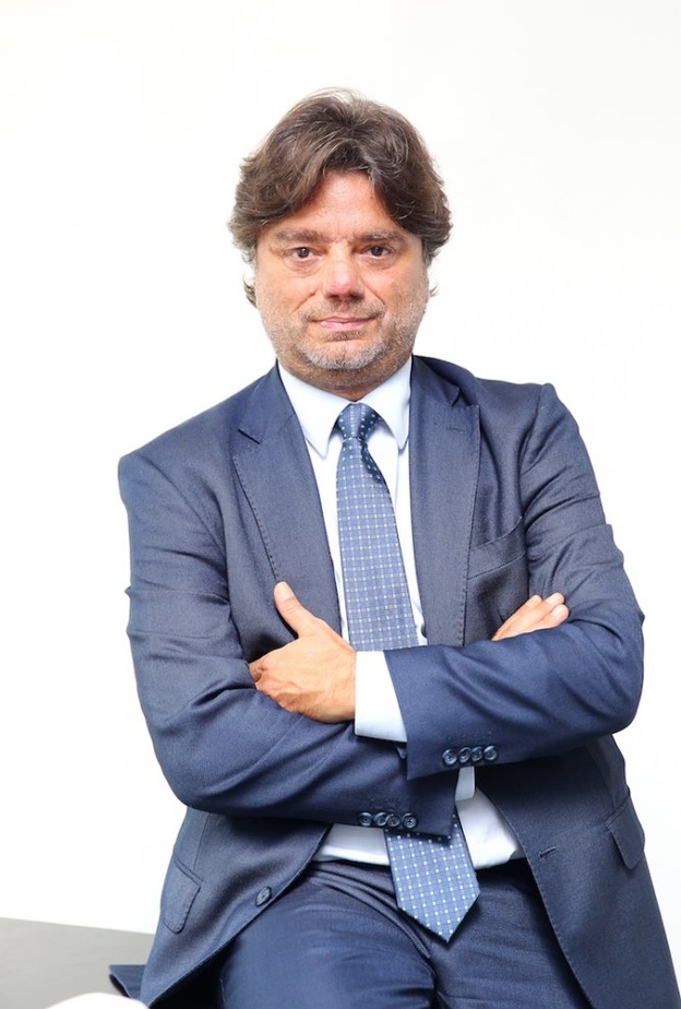 المفوض التجاري الإيطالي - جيانباولو برونو