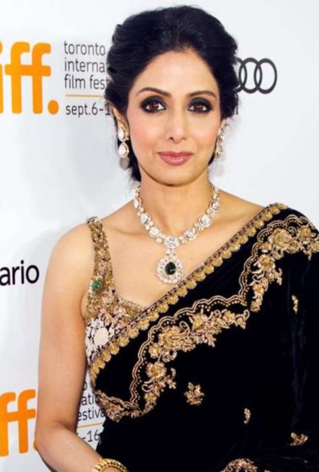 نيابة دبي تحقق في وفاة سريديفي