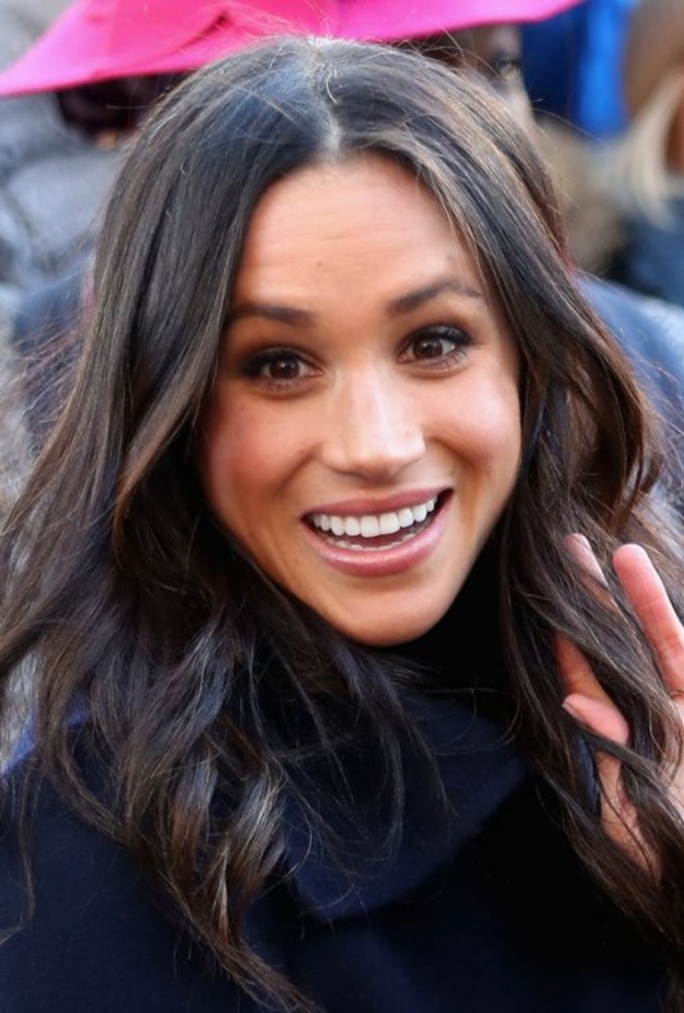 ميغان ماركل تقوم بمهمتها الرسمية الأولى بصحبة ملكة بريطانيا