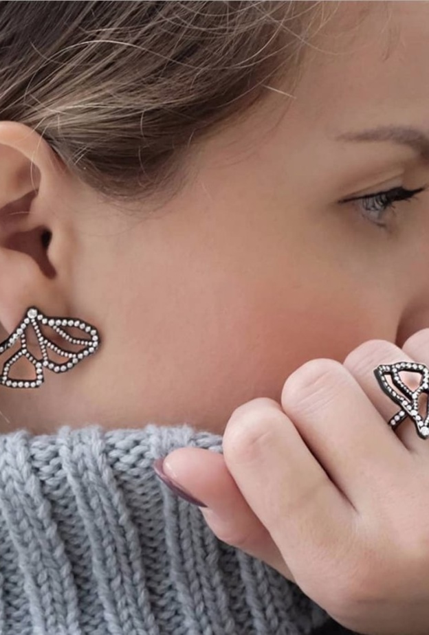 من تصاميم ليليان