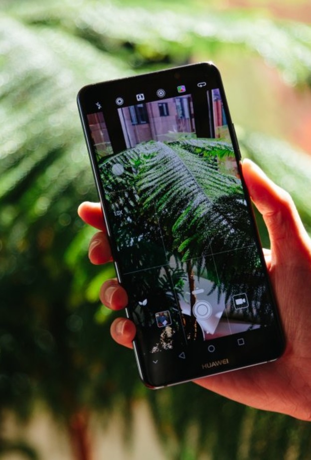 مع هاتف هواوي مايت 10 الذكي، لا حاجة ٳلى هاتفين بعد الآن