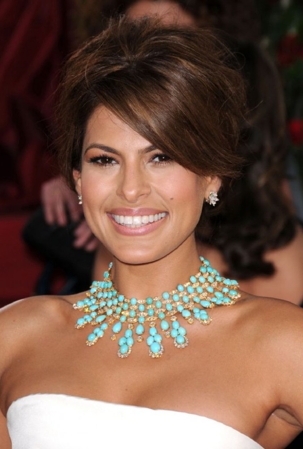 إيفا منديز ترتدي خواتم من سوترا Sutra