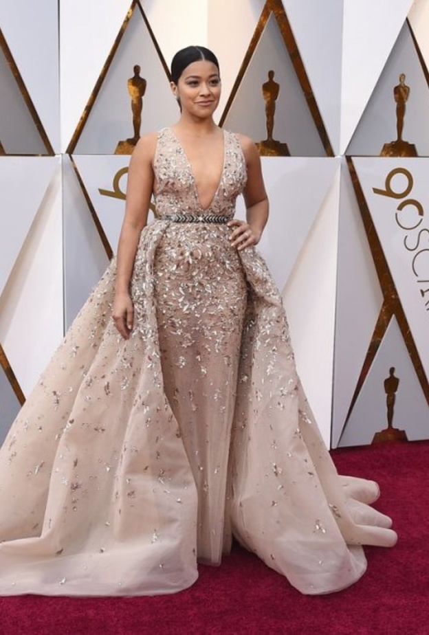 ريتا حايك التي تشارك في حفل جوائز الاوسكار للمرة الاولى تألقت بتصميم من ايلي صعب