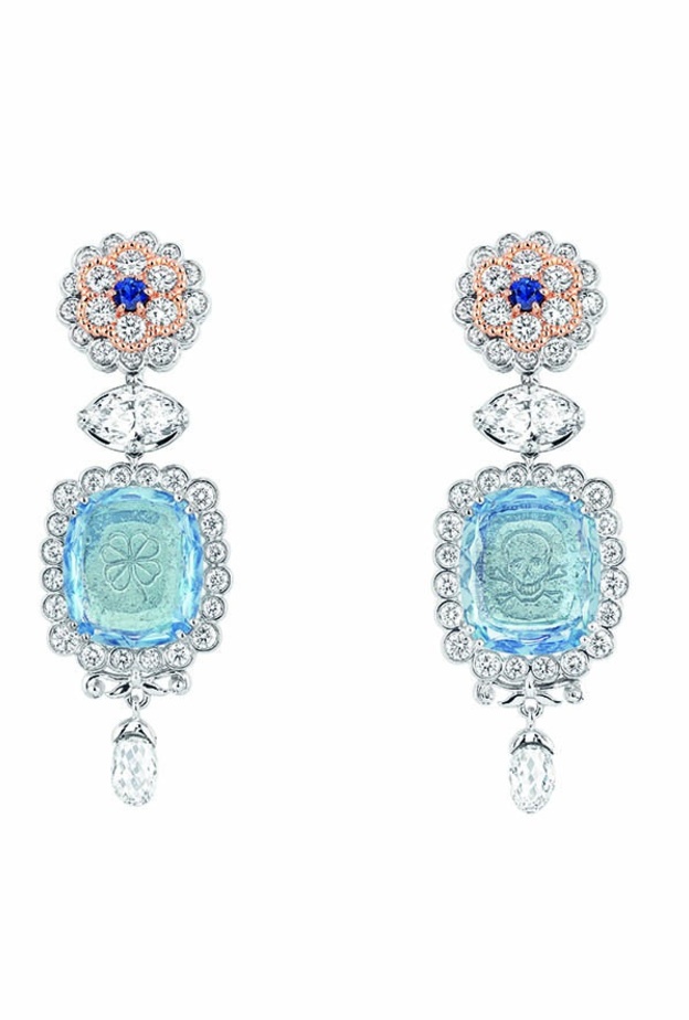 اسوارة من كارتييهCartier