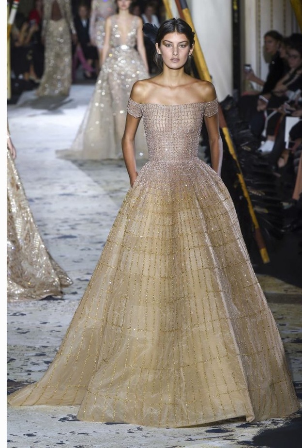 فستان من زهير مراد من مجموعة هوت كوتور ربيع 2018