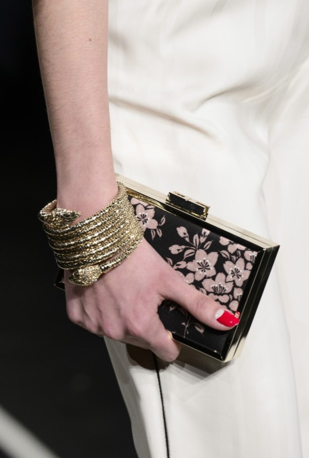 أكسسوارات ناعمة وأنثوية من اليزابيتا فرانشي.