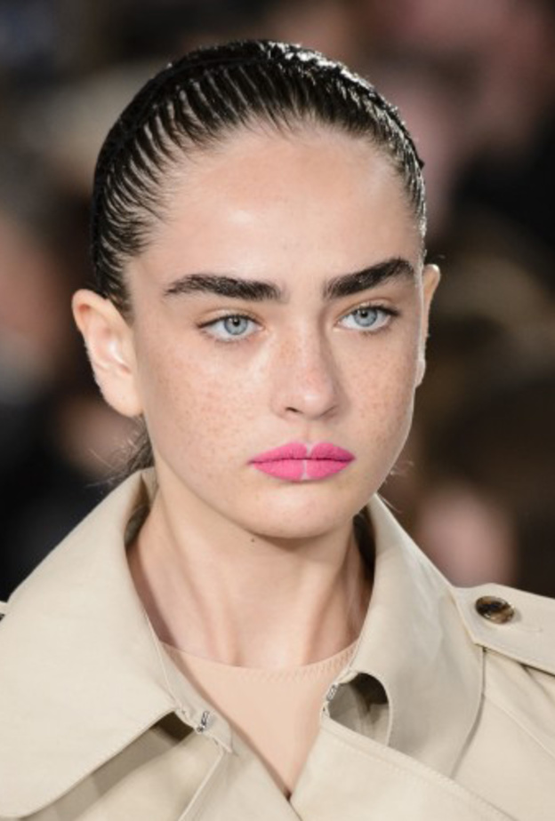 الوان احمر شفاه جذابة تنتظرك في ربيع 2018 من Max Mara