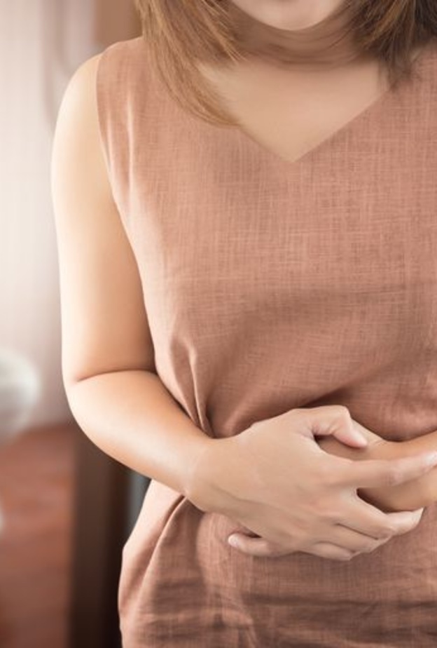  انسداد الامعاء يسبب الالم في البطن