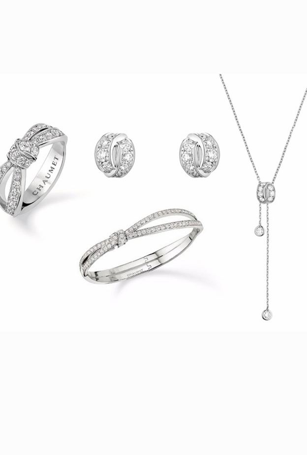 طقم من شوميه Chaumet