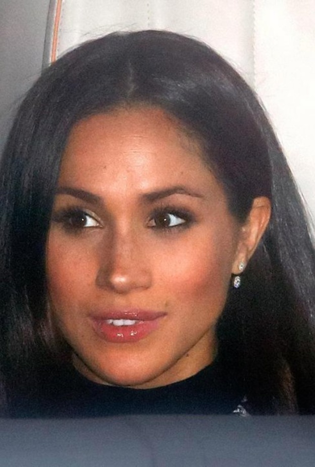 الأمير هاري يعلم ميغان ماركل القيادة على يسار الطريق