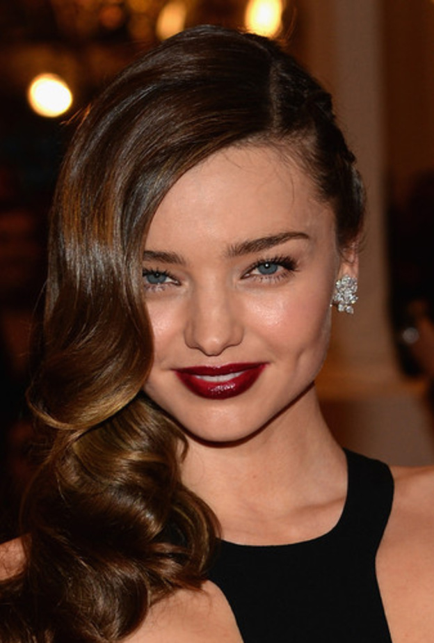 أي تسريحة للشعر الوايفي ستختارين؟