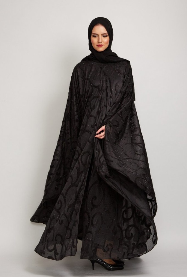 موديلات عبايات خليجية سوداء لهدايا عيد الام