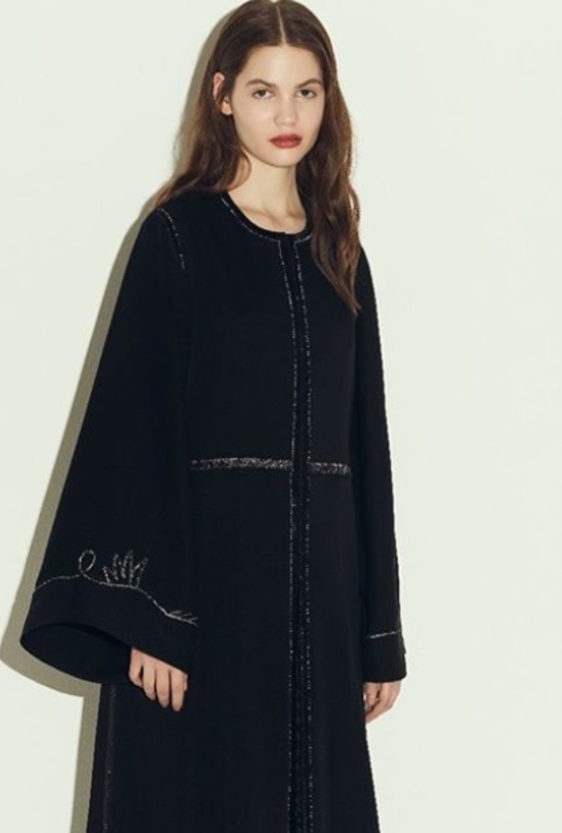 عبايات جميلة من عفة الدباغ