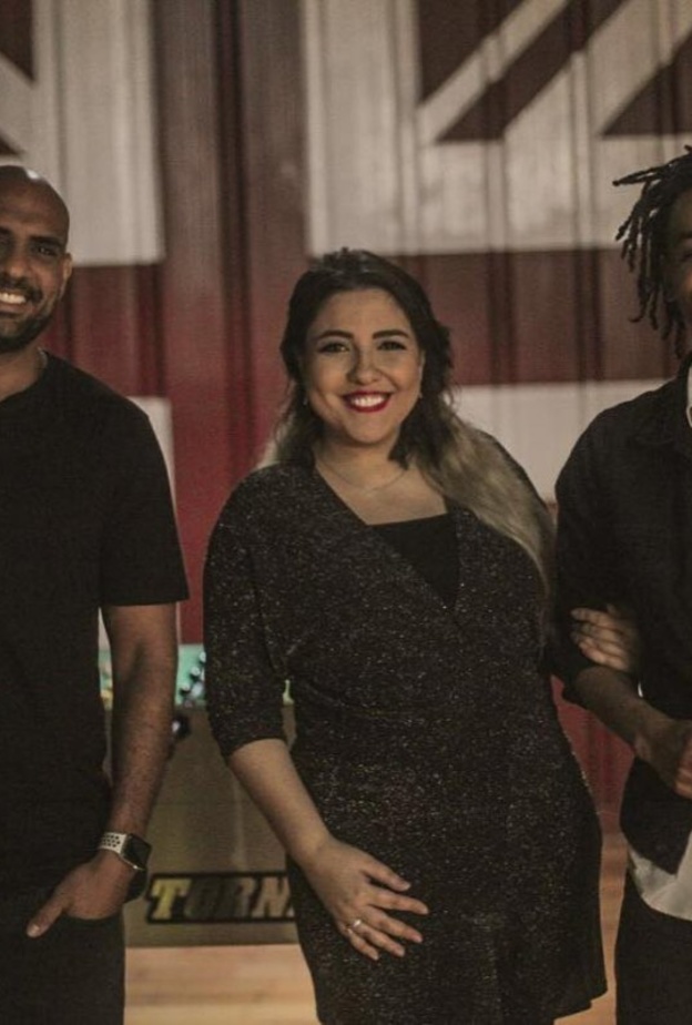 مي كساب وزوجها