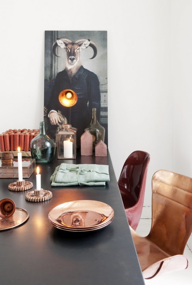 تصميم جهاز إنارة غرفة الطعام من الخشب و النحاس